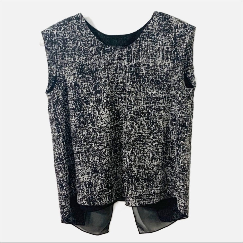 Banana Republic Factory Sleeveless Open Back Sleeveless Blouse Top Rounded Neck